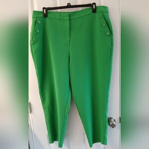 Cato Kelly Green Slacks – Size 20W – Stretch – Button Detail